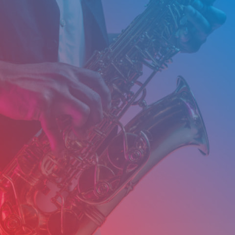 Dieses süße Jazz-Arrangement beinhaltet ein ebenso schmerzhaftes wie erhebendes Saxophon-Solo. Für den Backing Track vereint Singing Dog Studios die ikonischen Instrumente, die mit Jazz assoziiert werden. Es ist der perfekte Soundtrack oder für Ihr nächstes Projekt.