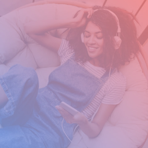 Una Encantadora Fusión Lounge Pop Suave Con Vibraciones Místicas Románticas